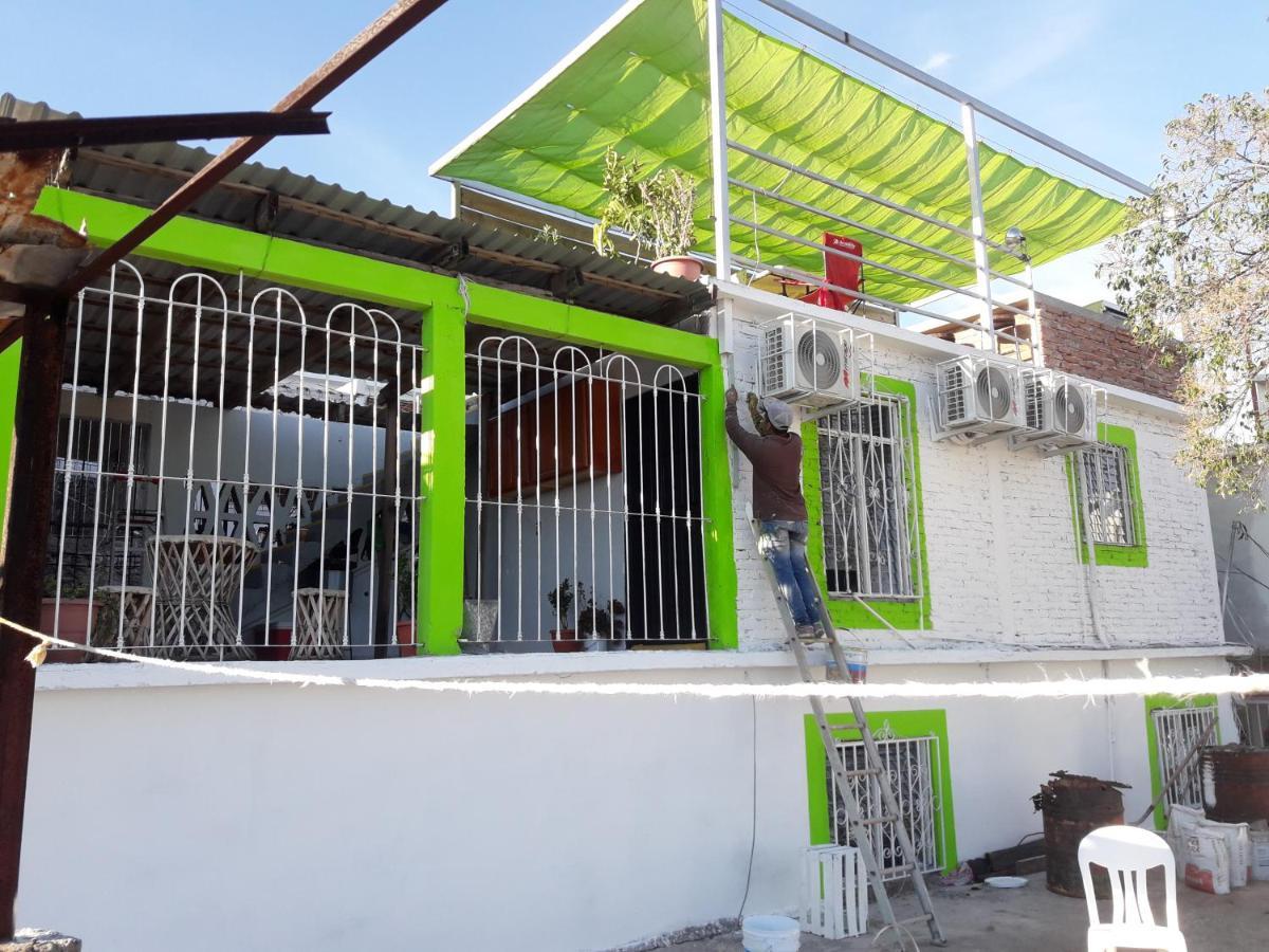 Tortuga Hostel Topolobampo エクステリア 写真