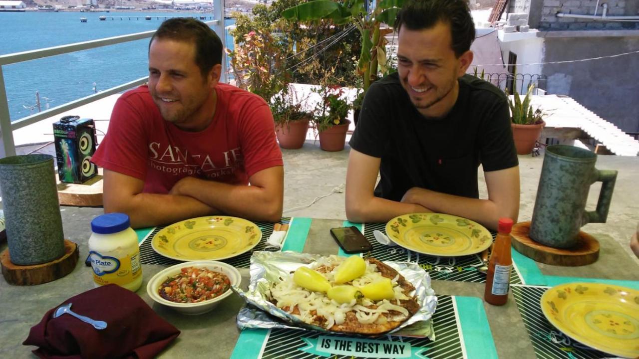 Tortuga Hostel Topolobampo エクステリア 写真