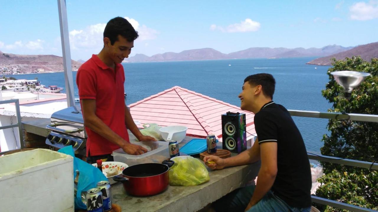 Tortuga Hostel Topolobampo エクステリア 写真