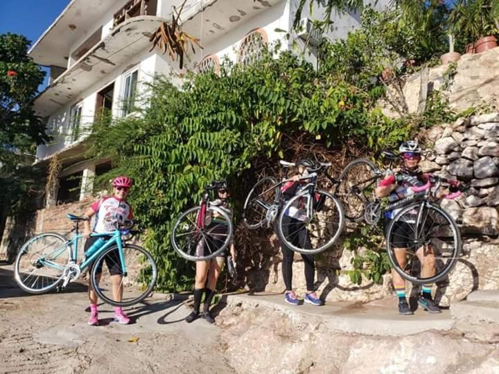 Tortuga Hostel Topolobampo エクステリア 写真