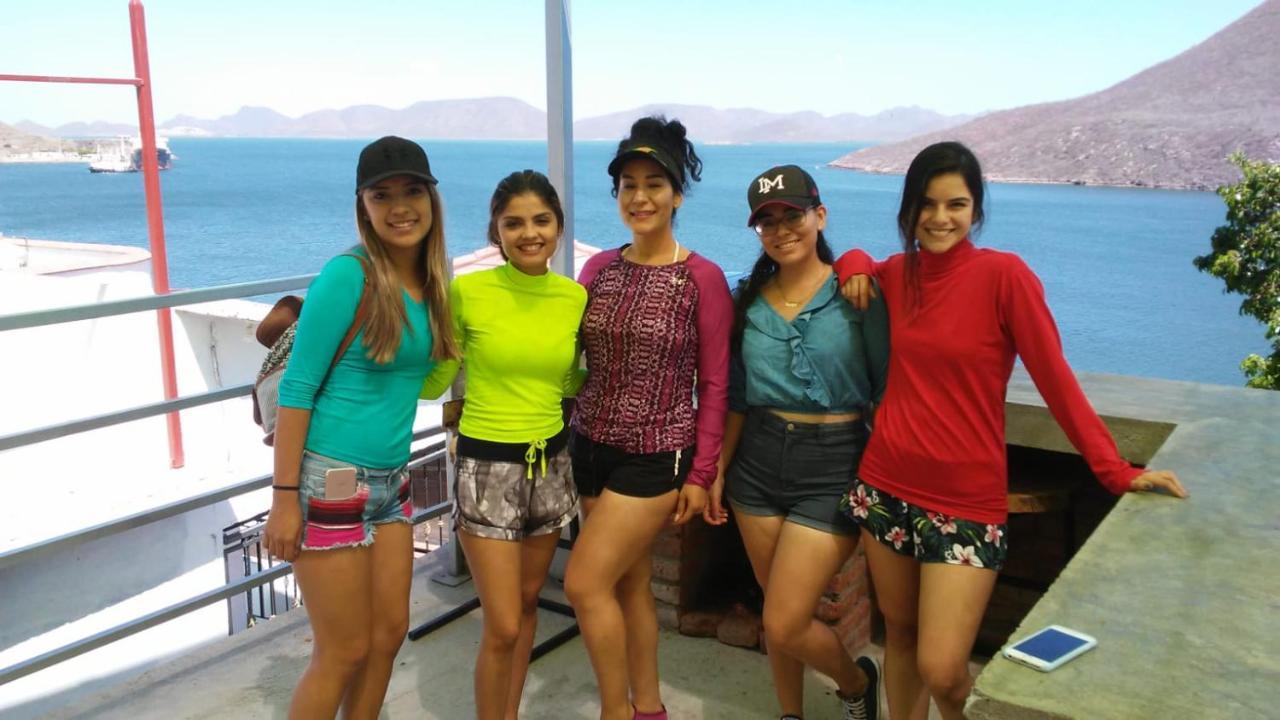 Tortuga Hostel Topolobampo エクステリア 写真