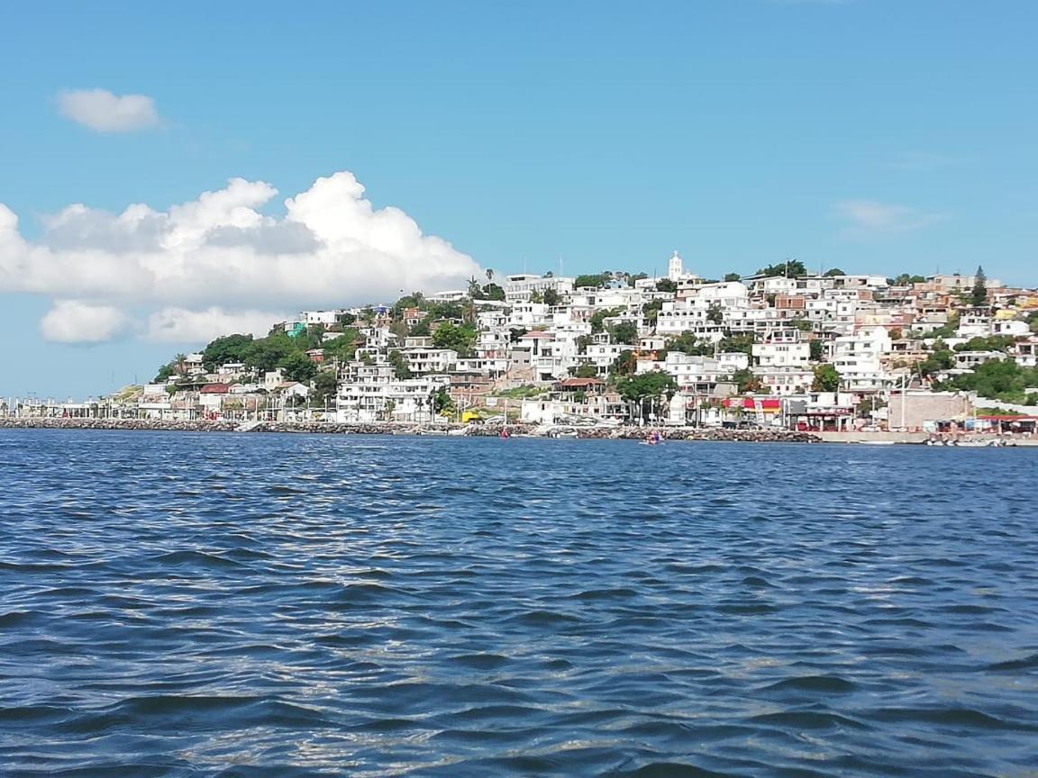 Tortuga Hostel Topolobampo エクステリア 写真