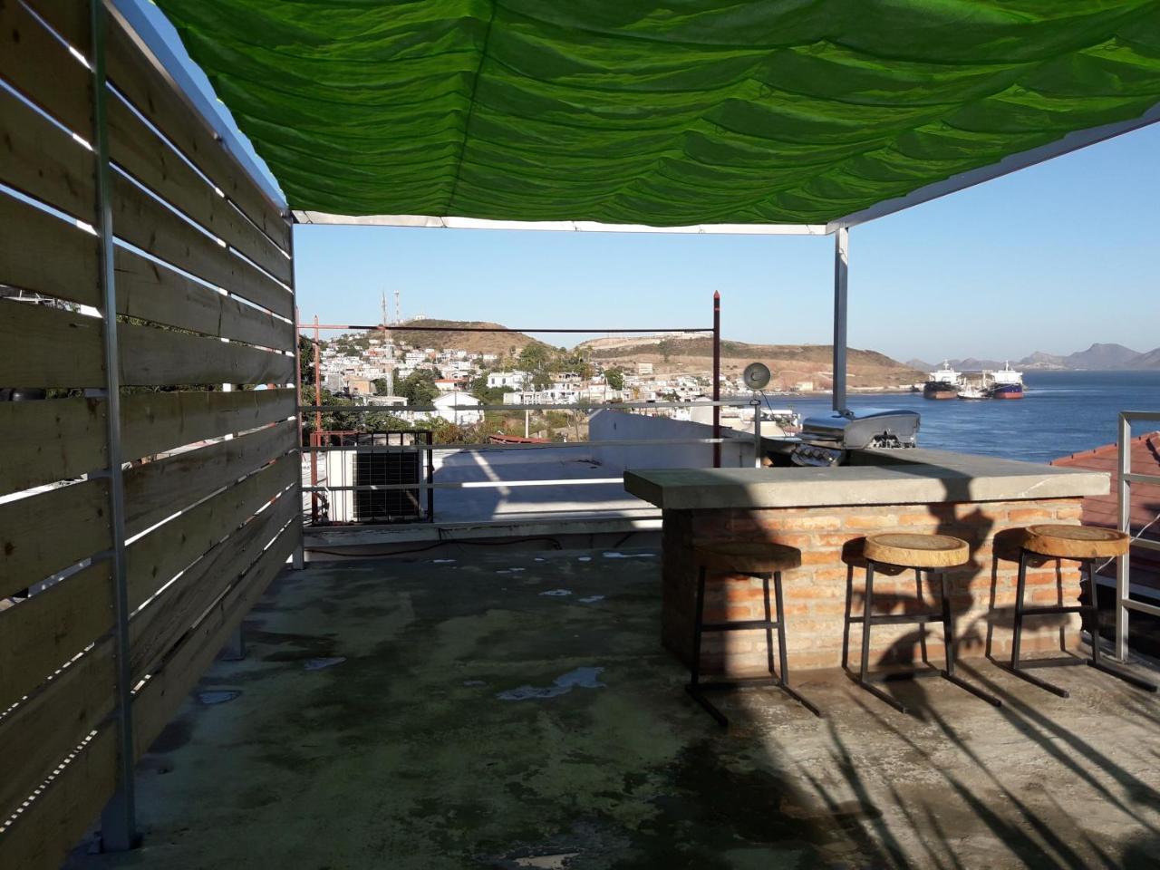 Tortuga Hostel Topolobampo エクステリア 写真