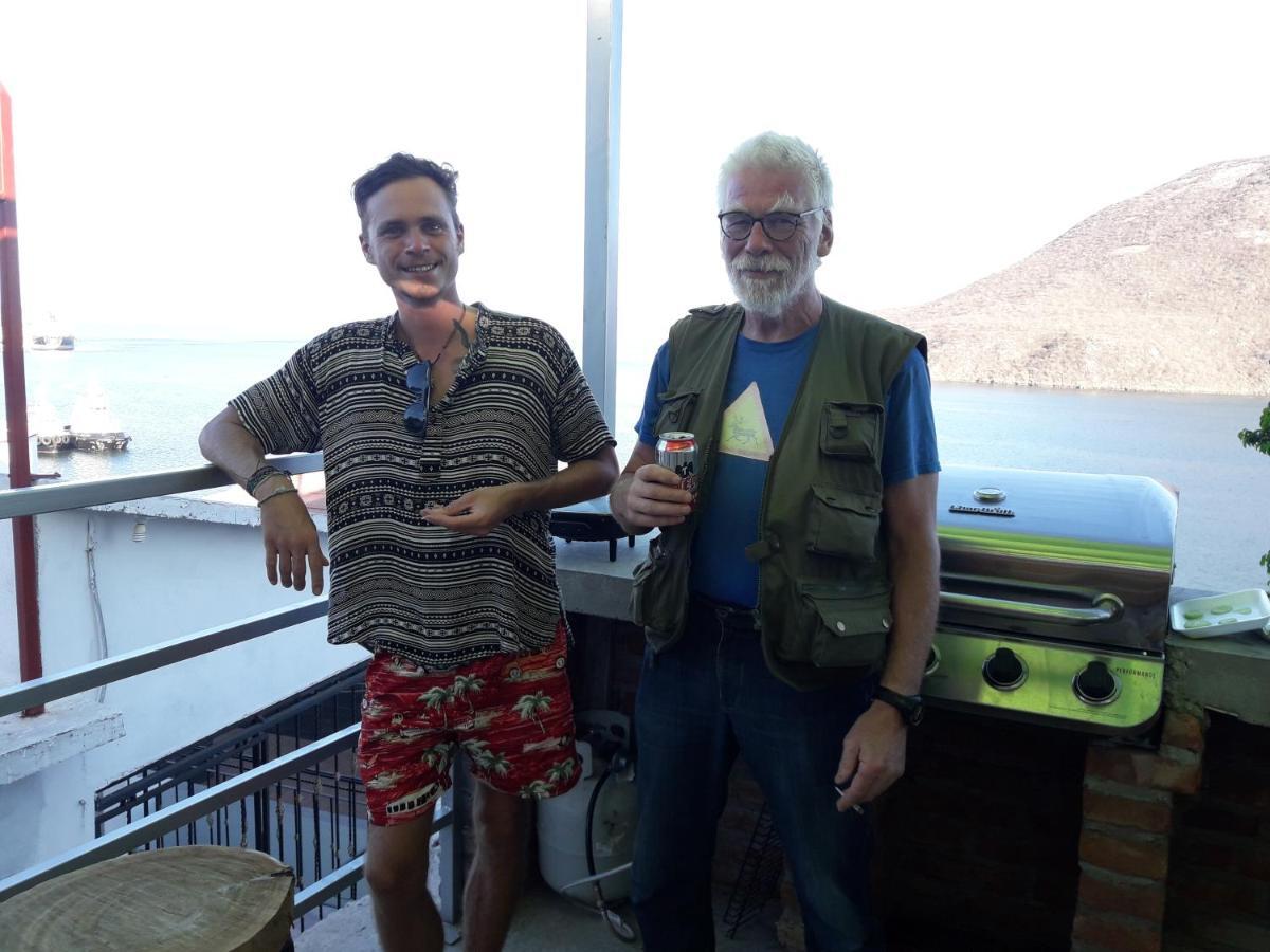 Tortuga Hostel Topolobampo エクステリア 写真